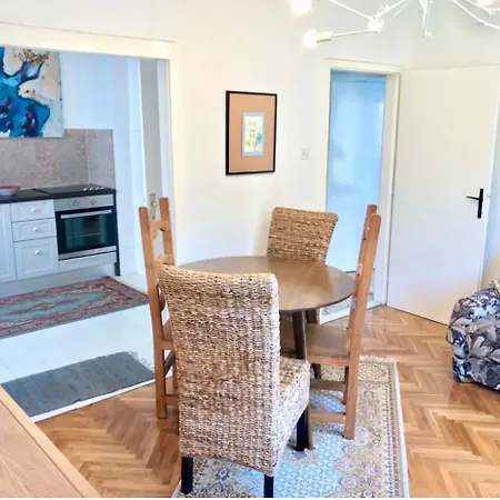 Rosani Oya Appartement