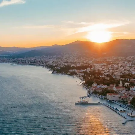 Διαμέρισμα Rosani Oya Kaštela